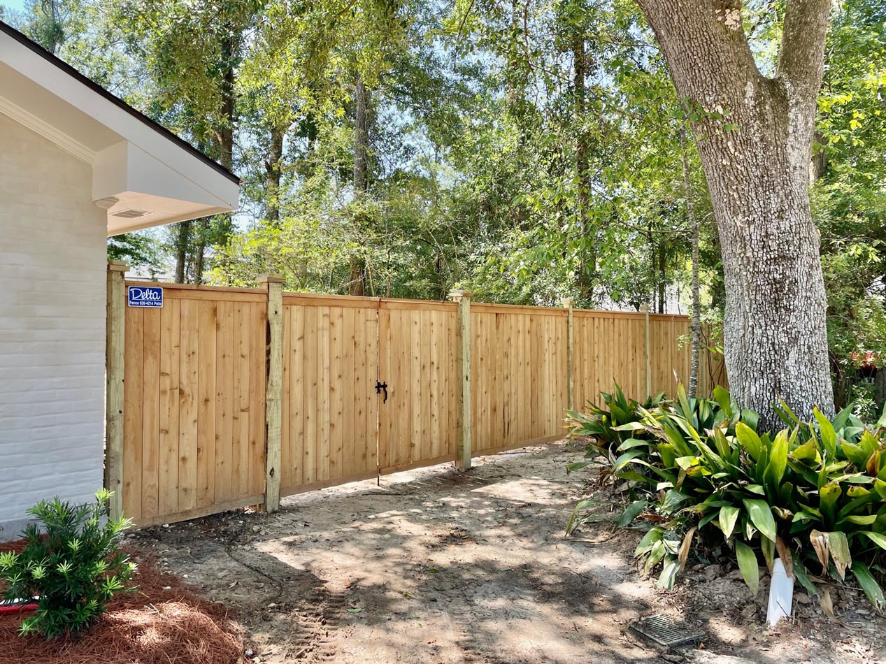 Cedar Privacy Fence with Cap & Trim