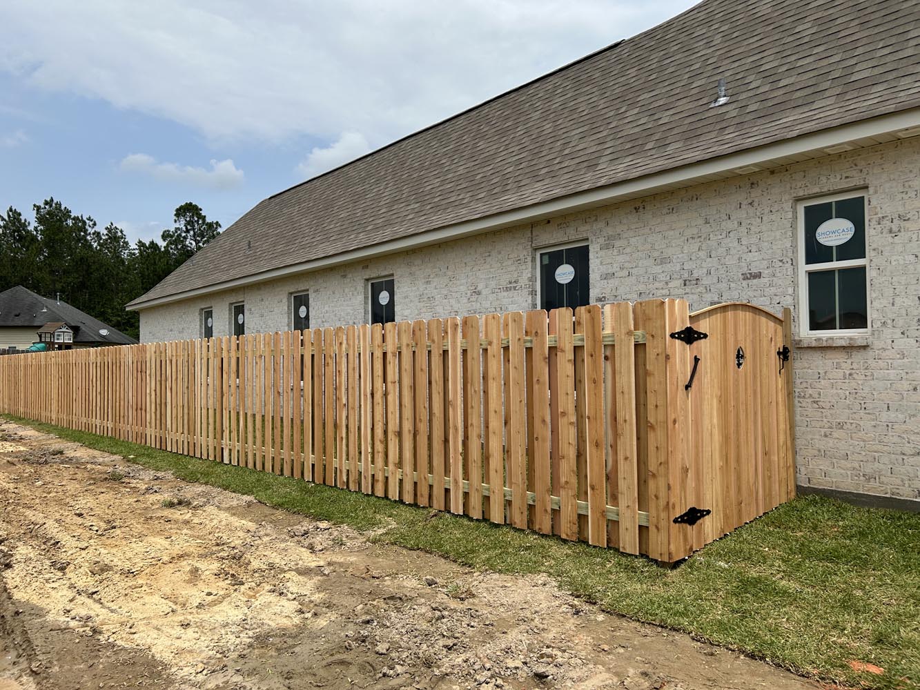 Wood Shadowbox Fencing & Gate